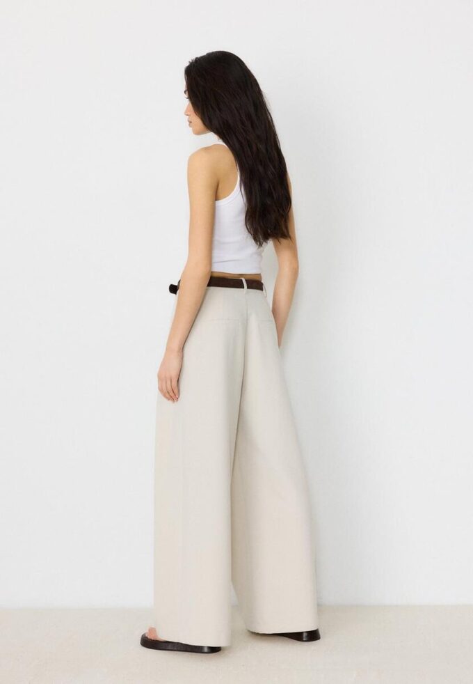 Pantalon à pinces Maxi avec ceinture