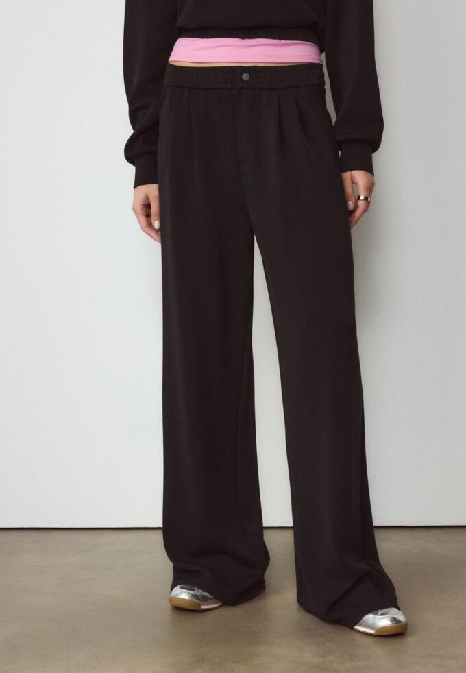 Pantalon à pinces à toucher doux