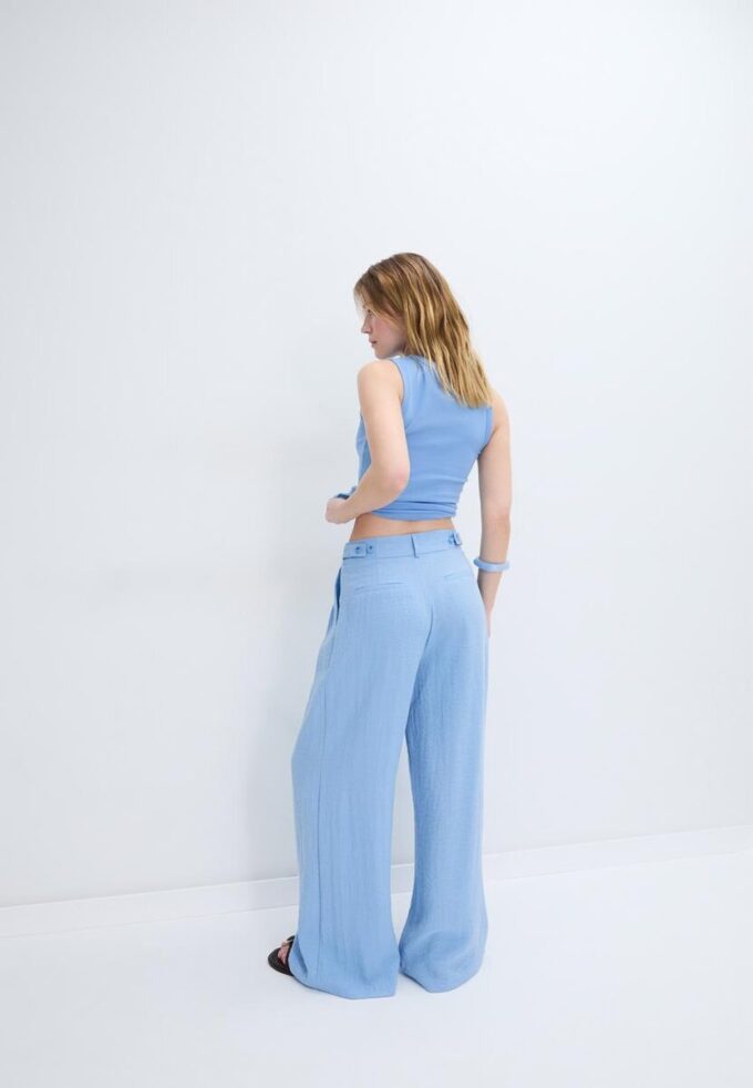 Pantalon rustique Wide Leg avec boutons réglables