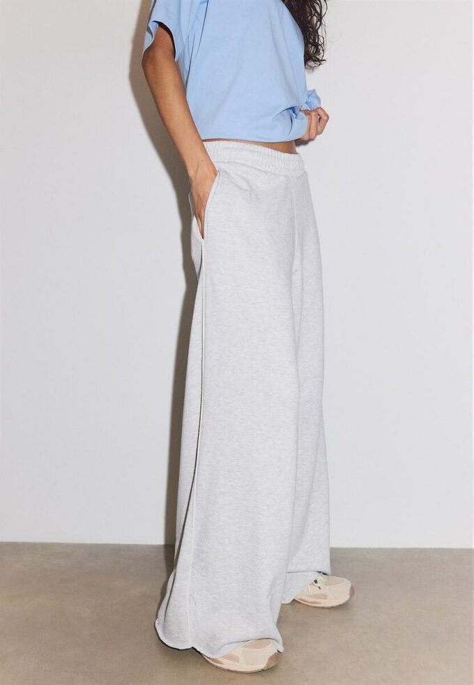 Pantalon Wide Leg en velours avec bordures Pantalon Wide Leg en velours avec bordures