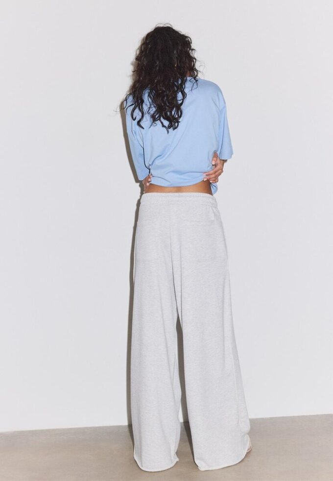 Pantalon Wide Leg en velours avec bordures Pantalon Wide Leg en velours avec bordures
