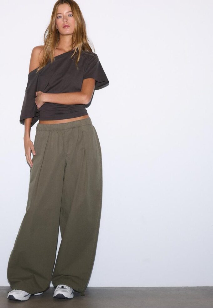 Pantalons baril en popeline avec cordons Pantalons baril en popeline avec cordons