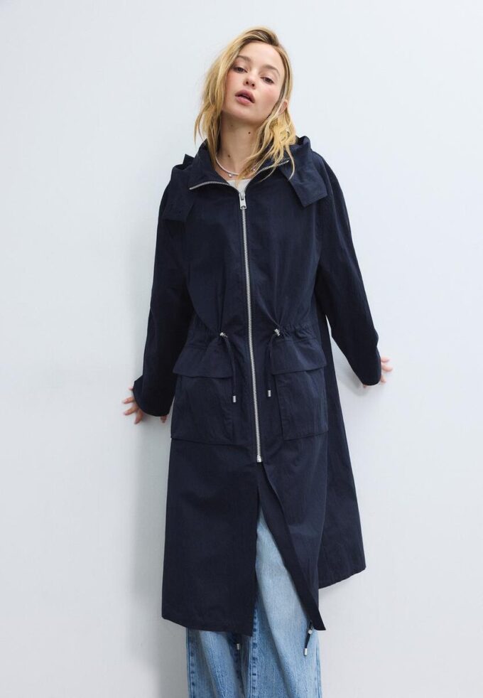 Parka longue et fluide Parka longue et fluide