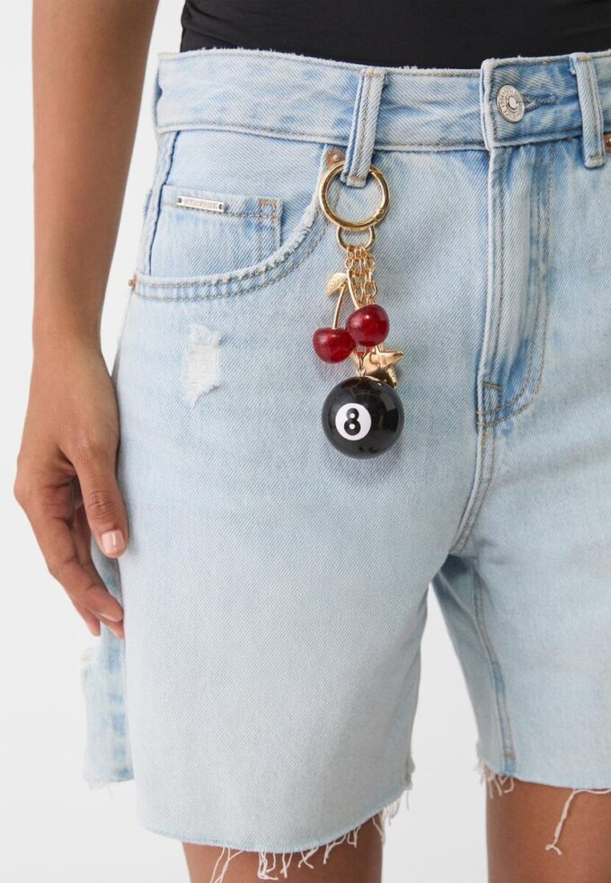 Porte-clés breloque numéro 8