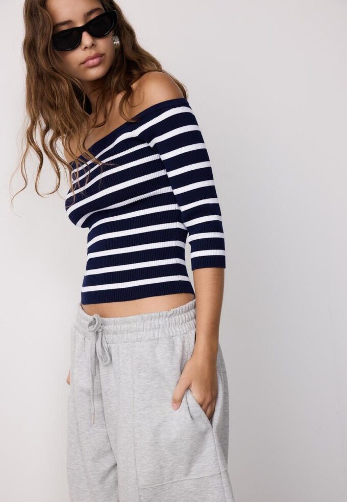 Pull ajusté en maille rayée