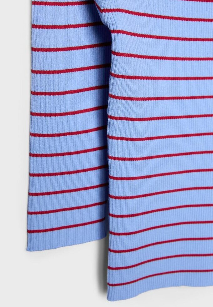 Pull ajusté en maille rayée