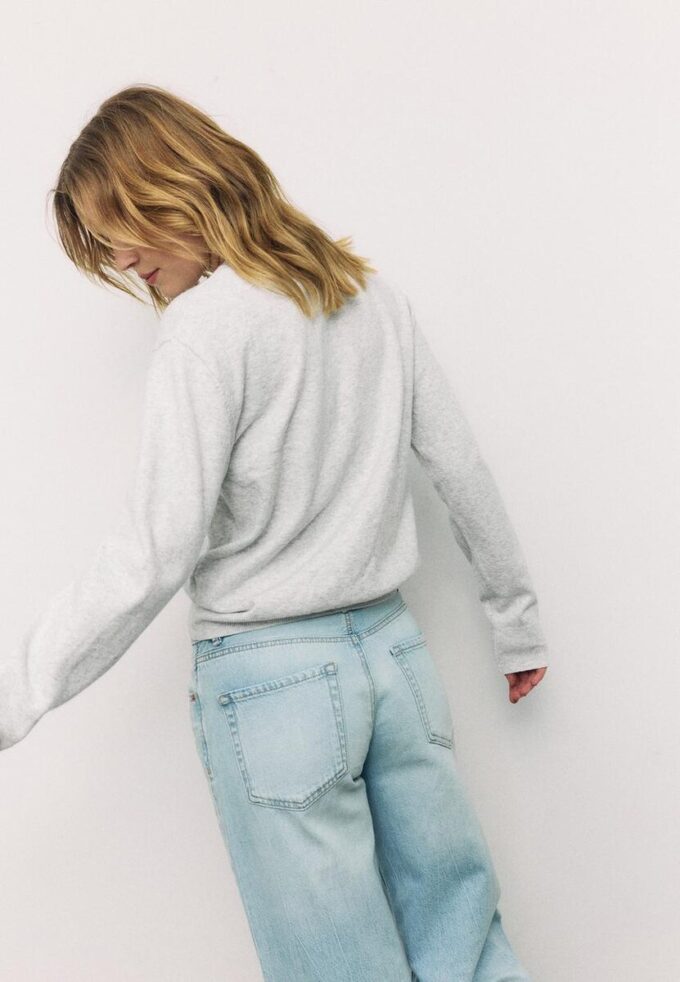 Pull basique en maille au toucher doux Pull basique en maille au toucher doux