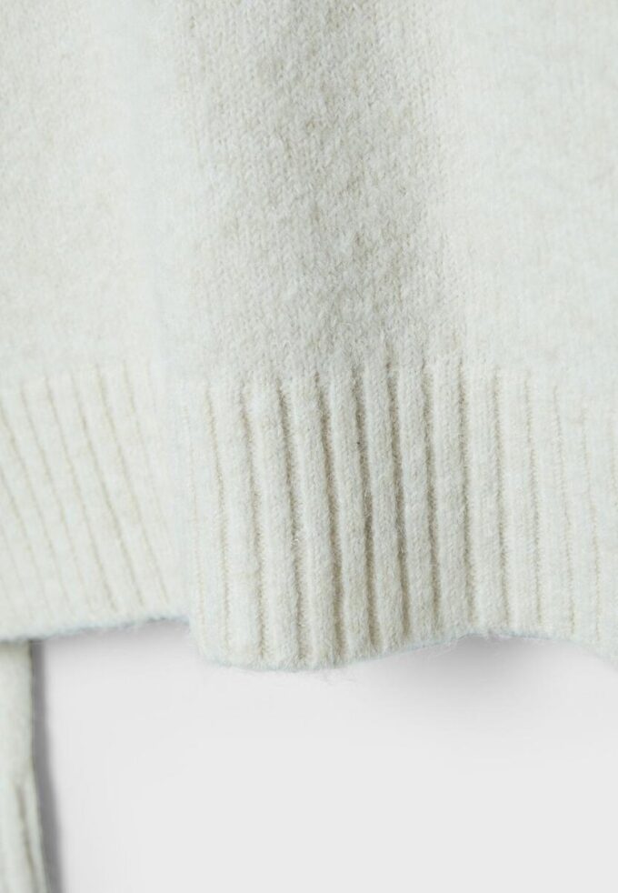 Pull basique en maille douce Pull basique en maille douce