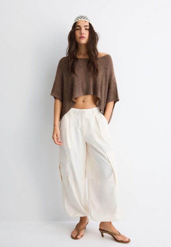 Pull basique en maille style cape