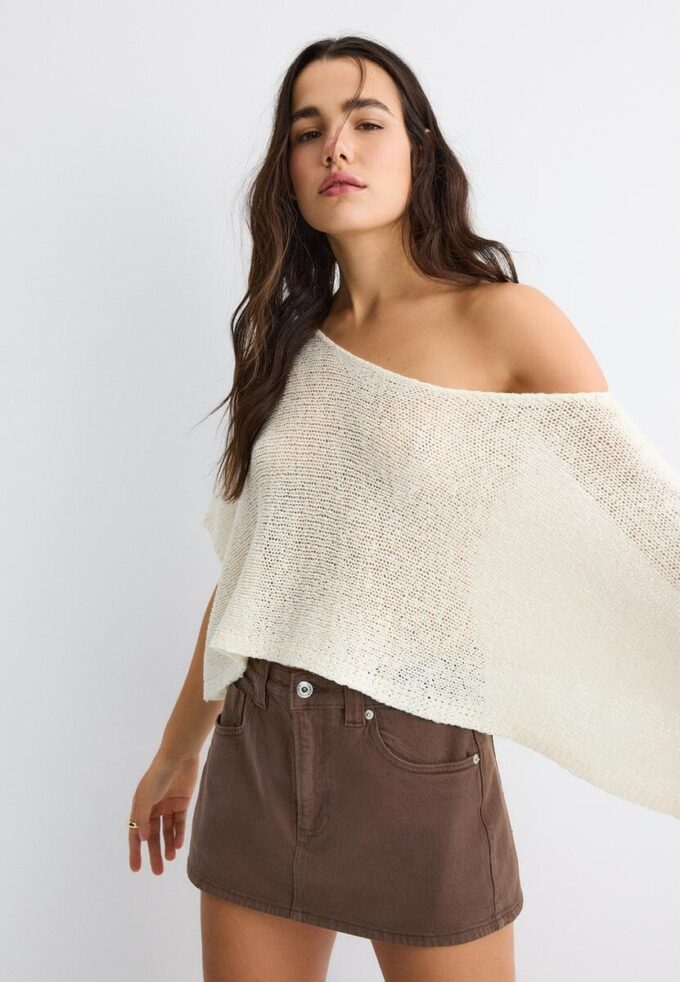 Pull basique en maille style cape