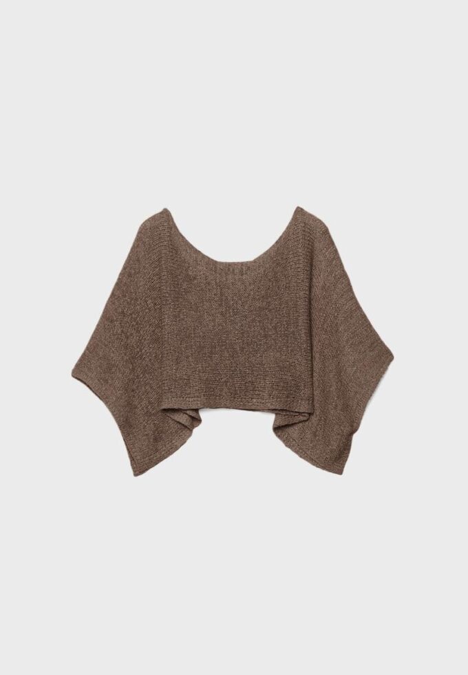 Pull basique en maille style cape