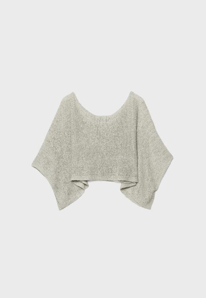 Pull basique en maille style cape