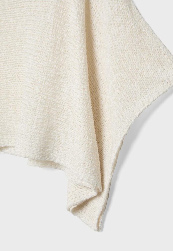 Pull basique en maille style cape