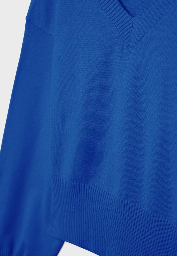 Pull à col en V et manches chauve-souris Pull à col en V et manches chauve-souris