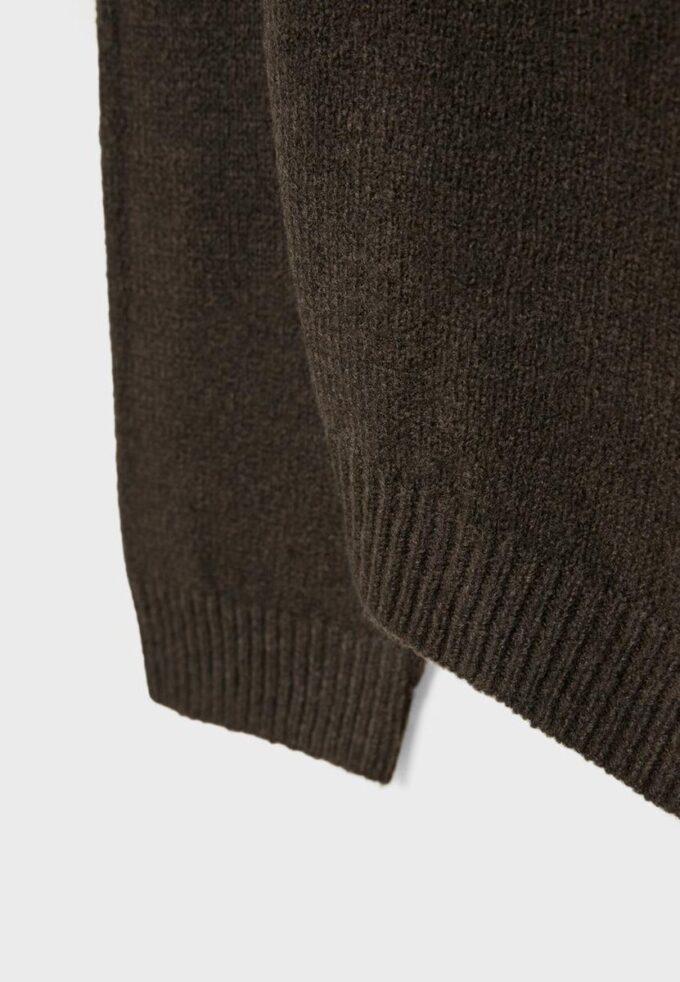 Pull en maille asymétrique