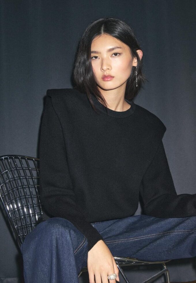 Pull en maille à épaules rembourrées