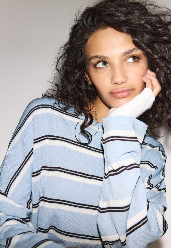 Pull rayé en maille fine