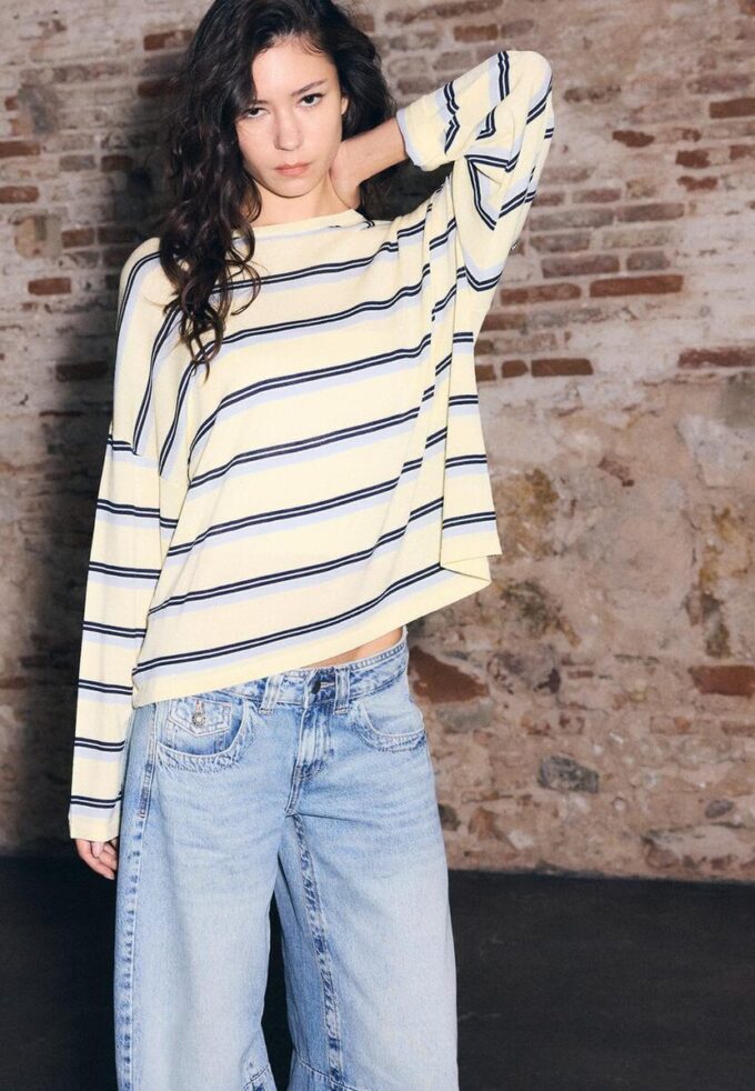 Pull rayé en maille fine