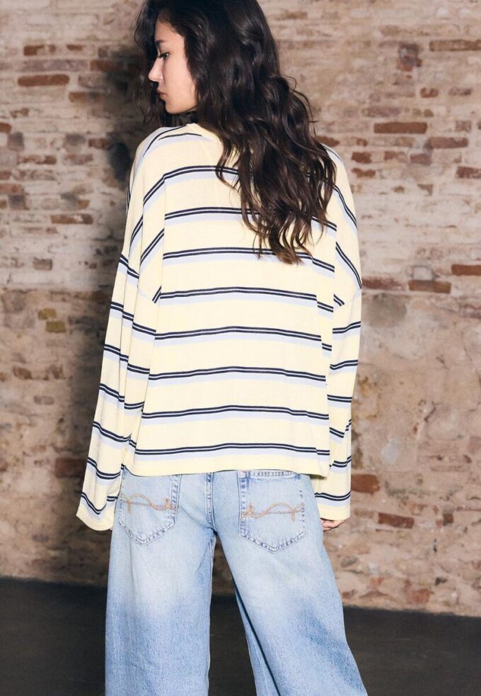 Pull rayé en maille fine