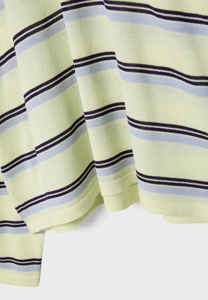 Pull rayé en maille fine