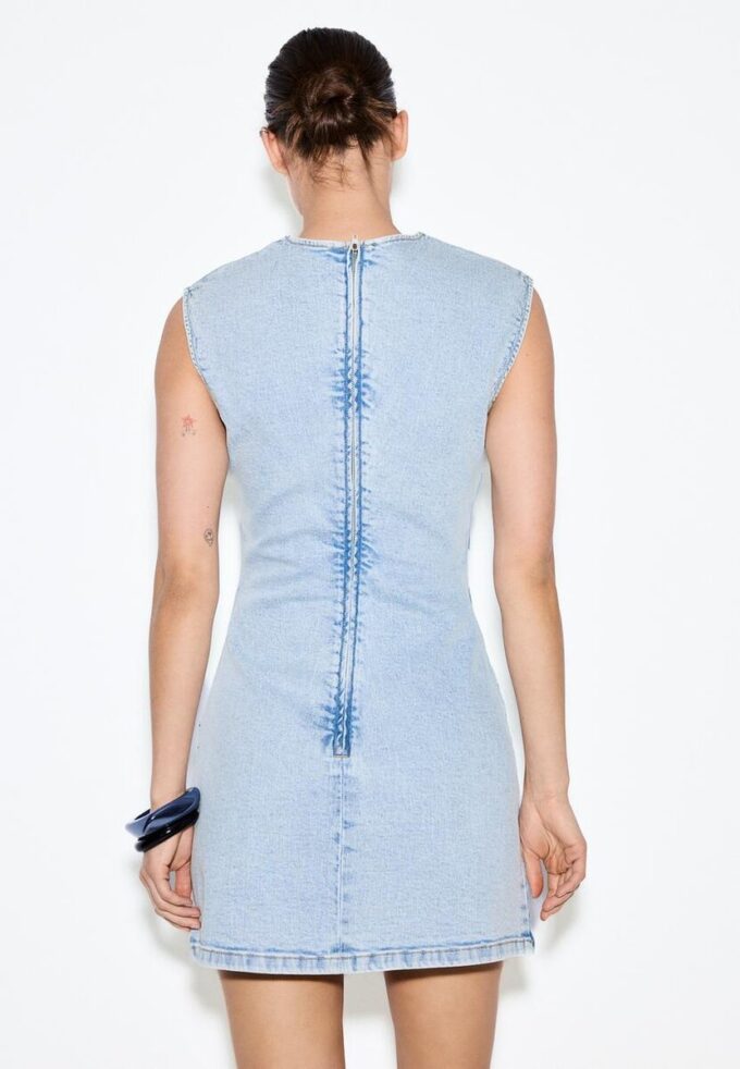 Robe courte en denim à strass Robe courte en denim à strass