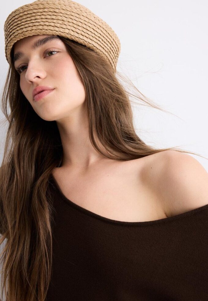 Robe courte en maille à col bateau Robe courte en maille à col bateau