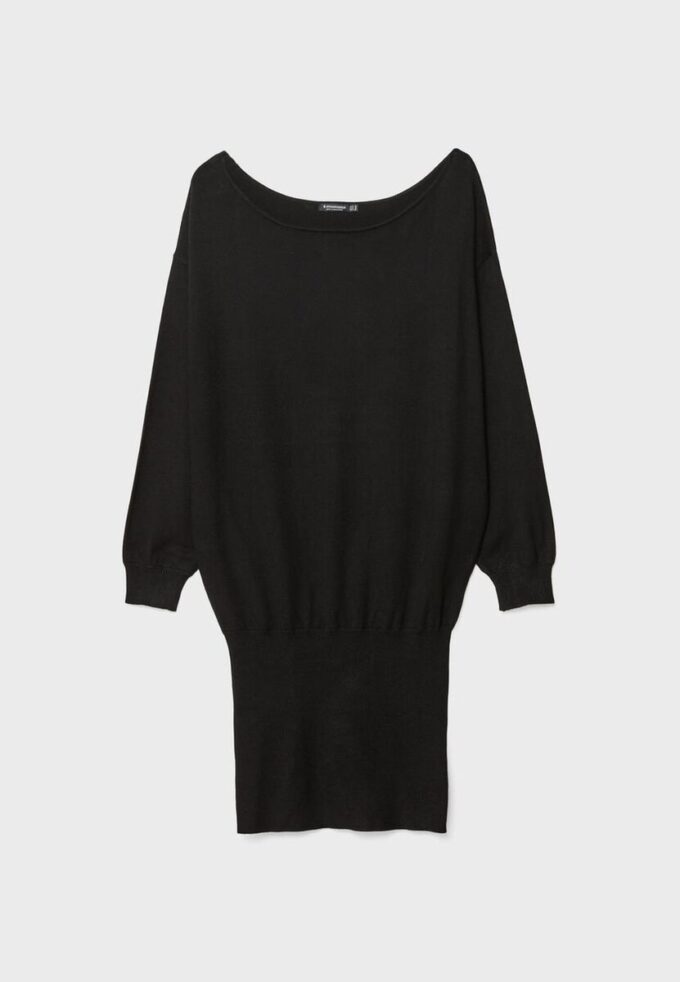 Robe courte en maille à col bateau Robe courte en maille à col bateau