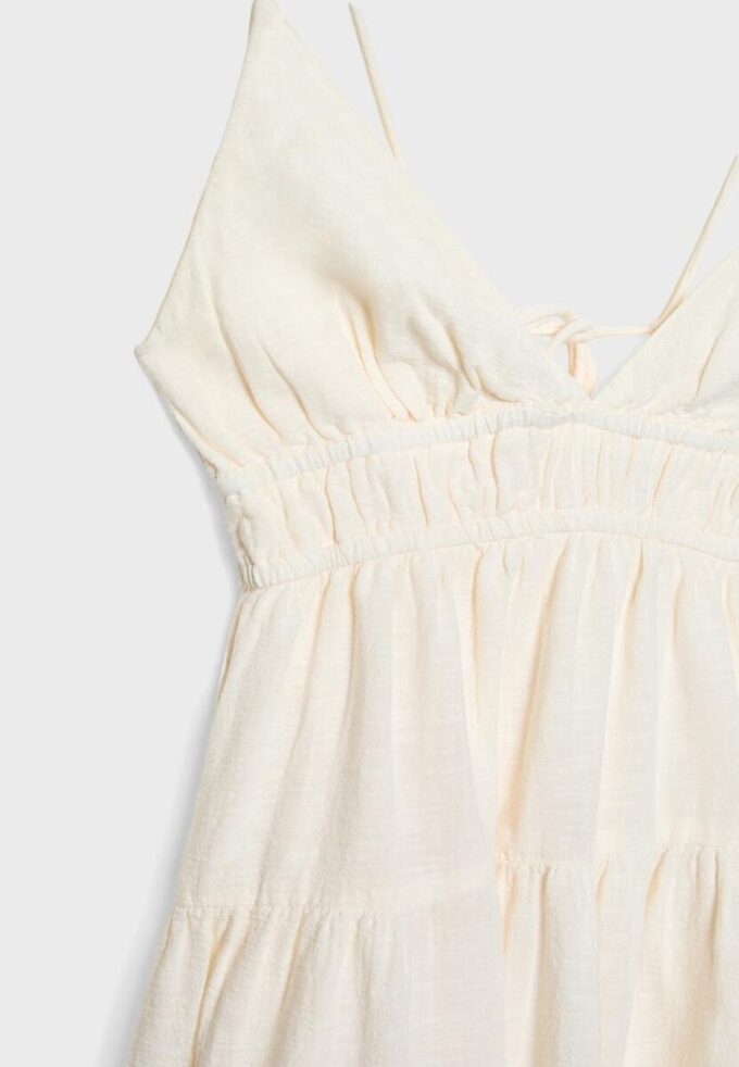 Robe courte fluide avec nœud dans le dos Robe courte fluide avec nœud dans le dos