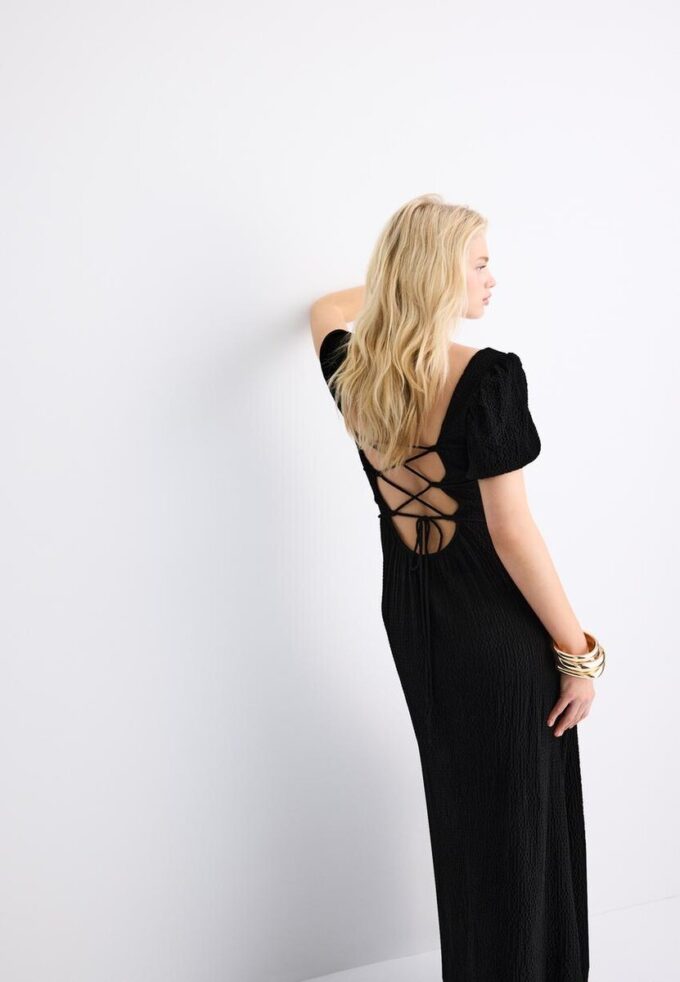 Robe longue ample avec dos croisé