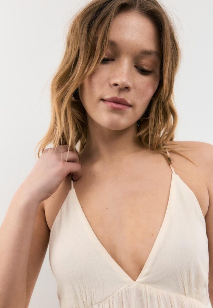 Robe longue en crêpe avec bretelles ornées de perles