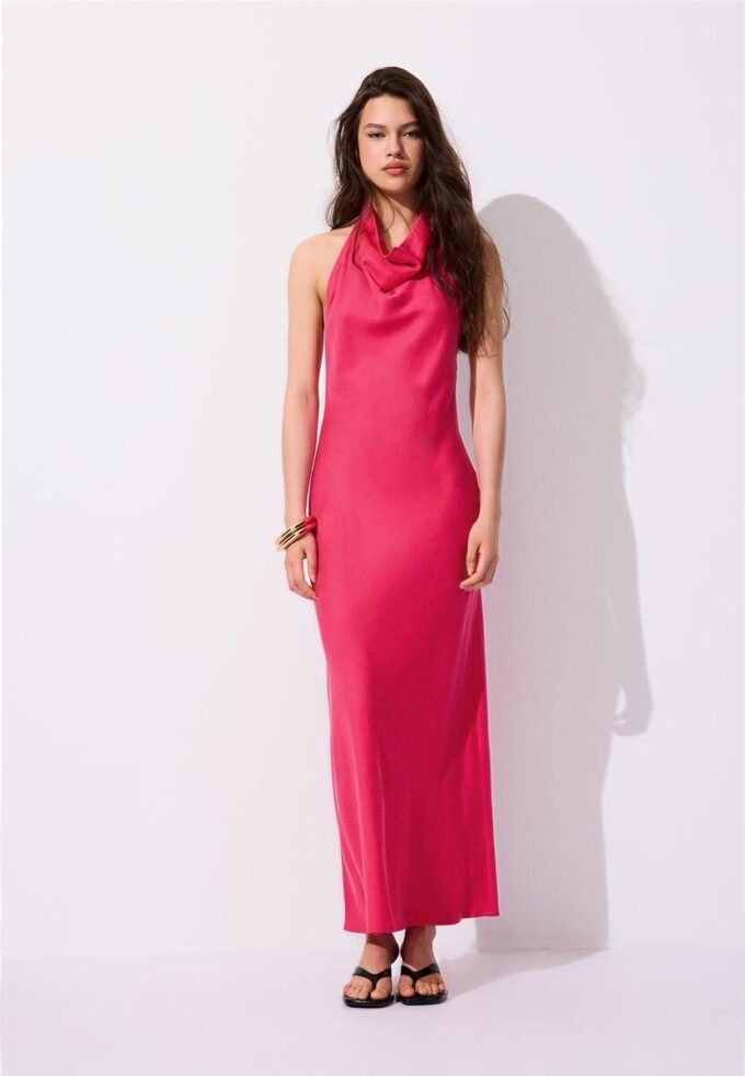 Robe mi-longue dos nu à col licou Robe mi-longue dos nu à col licou