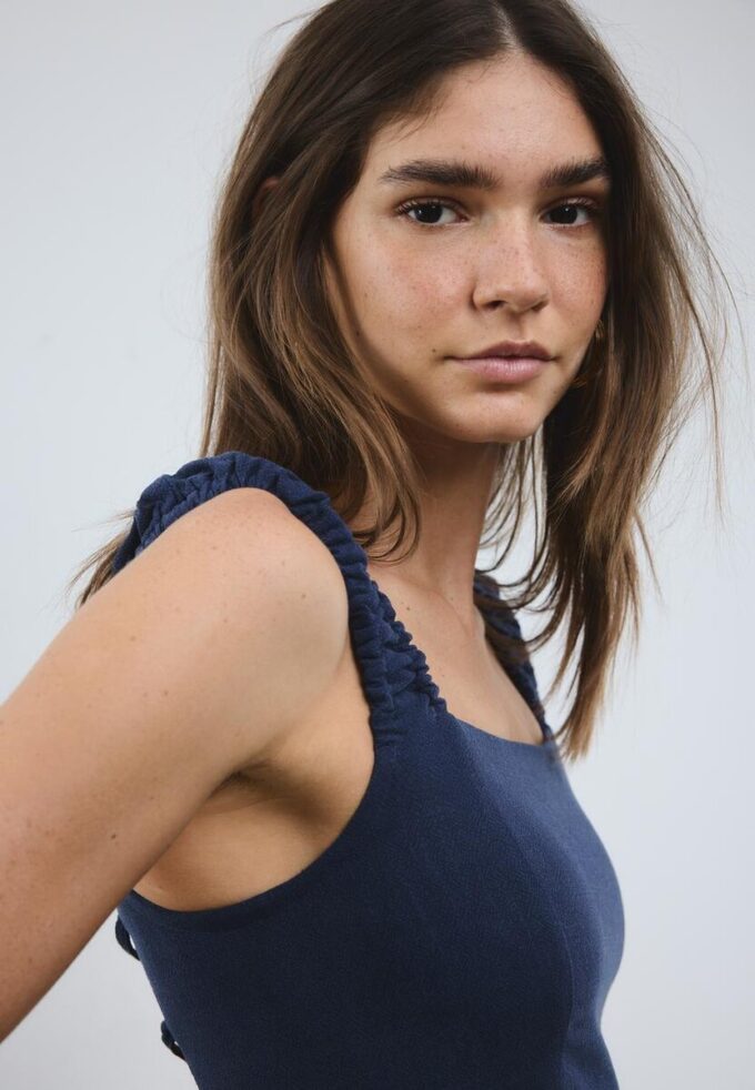 Robe midi à dos croisé effet lin Robe midi à dos croisé effet lin