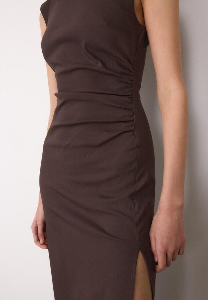 Robe midi sans manches en bengaline Robe midi sans manches en bengaline