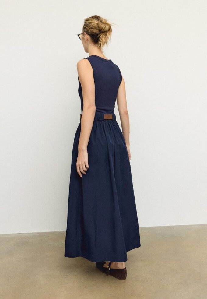 Robe midi sans manches en deux matières avec ceinture