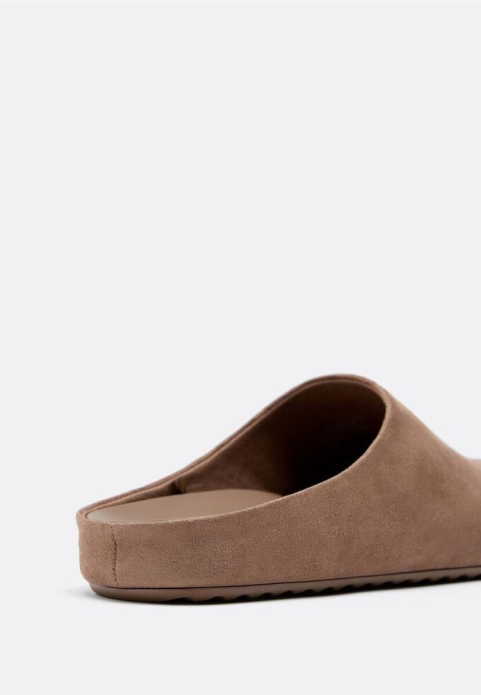 Sabots en simili-suède