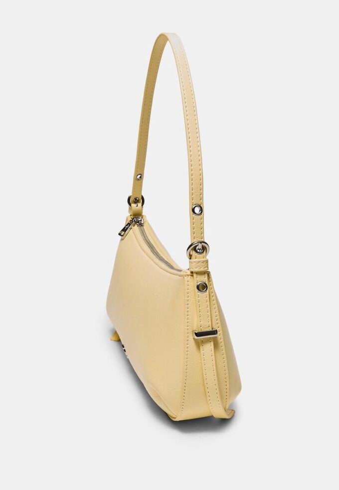 Sac à bandoulière allongé à œillets