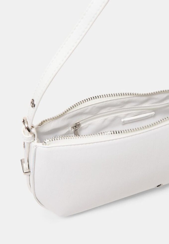 Sac à bandoulière allongé à œillets