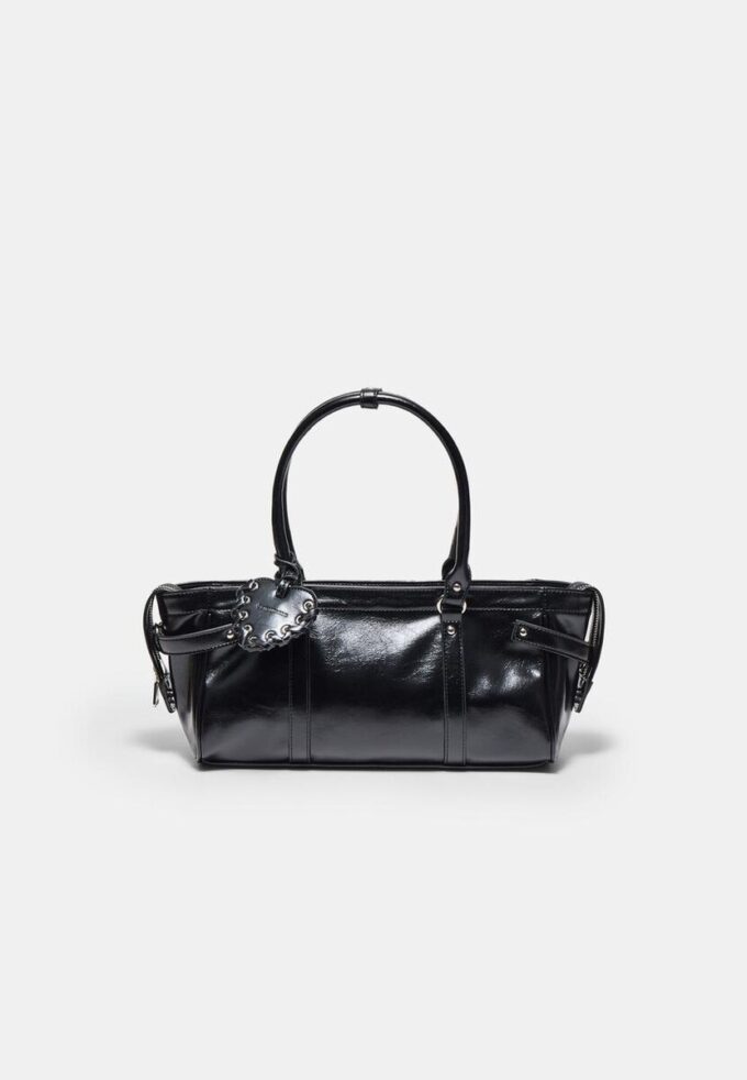 Sac à bandoulière avec détail en forme de cœur