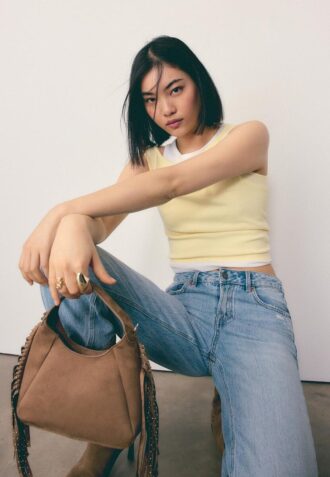 Sac à bandoulière avec franges sur les côtés