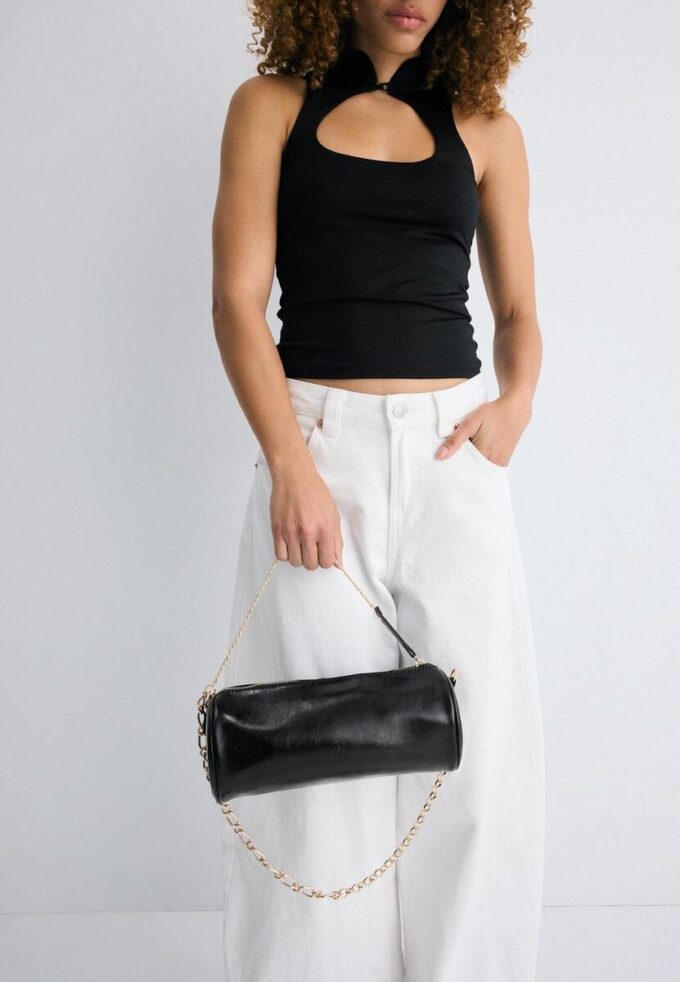 Sac à bandoulière avec poignée en chaîne Sac à bandoulière avec poignée en chaîne