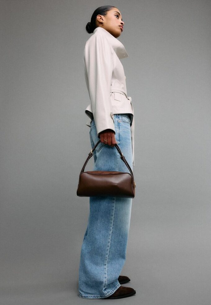 Sac à bandoulière contrasté à double poignée