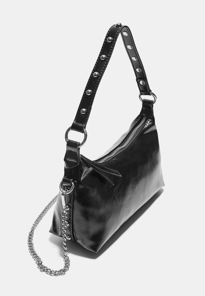 Sac à bandoulière demi-lune clouté