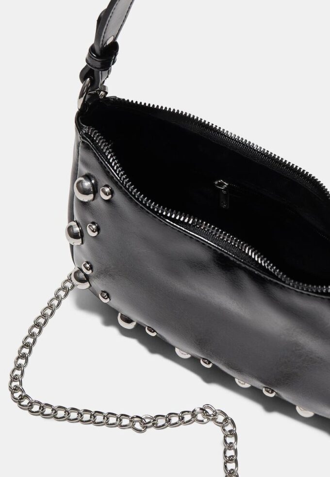 Sac à bandoulière demi-lune clouté