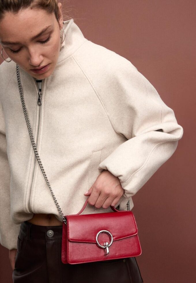 Sac à bandoulière à fermoir rond Sac à bandoulière à fermoir rond