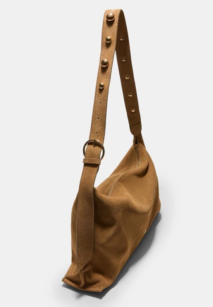 Sac à bandoulière plat clouté, 100 % Cuir Sac à bandoulière plat clouté, 100 % Cuir