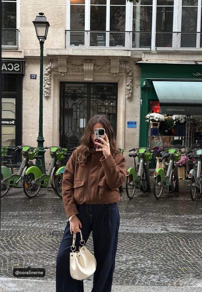 Sac seau rigide à œillets