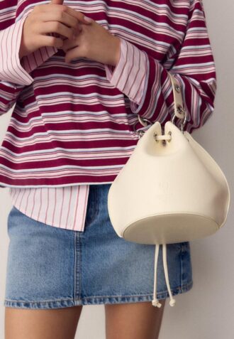 Sac seau rigide à œillets Sac seau rigide à œillets