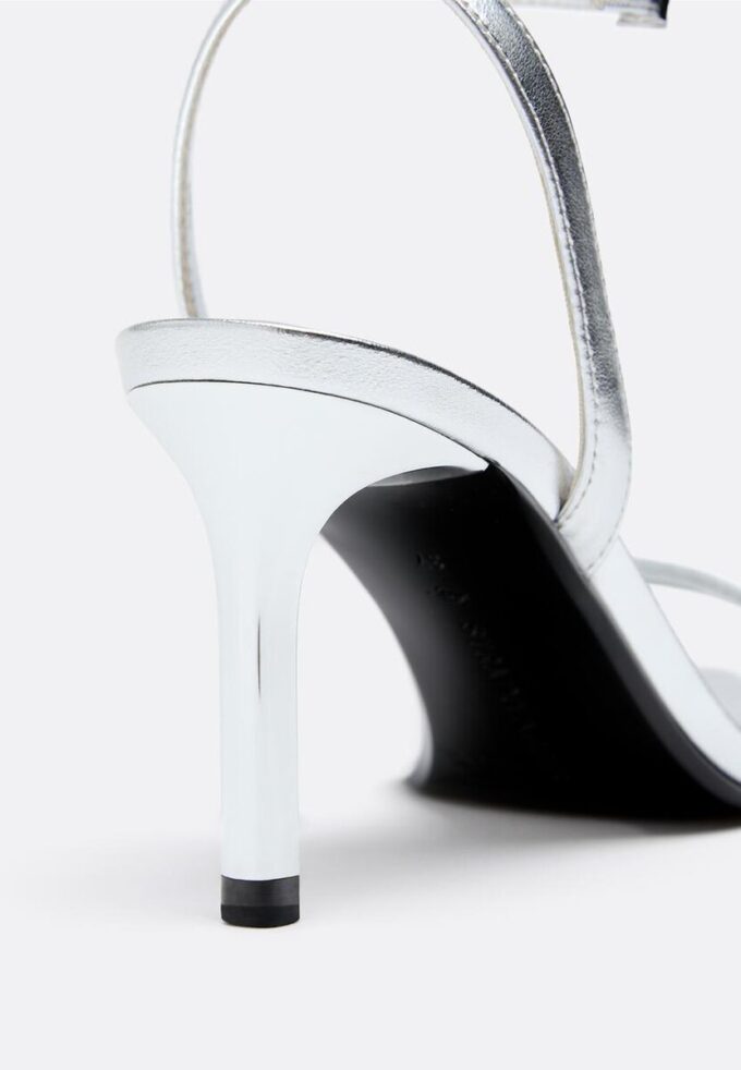 Sandales à talons effet métallisé Sandales à talons effet métallisé