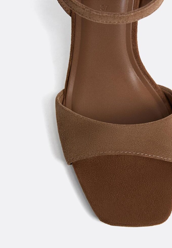 Sandales à talons hauts en cuir