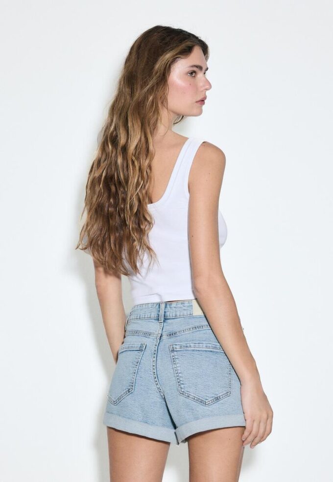 Short slim D85 Mom Fit Shorts